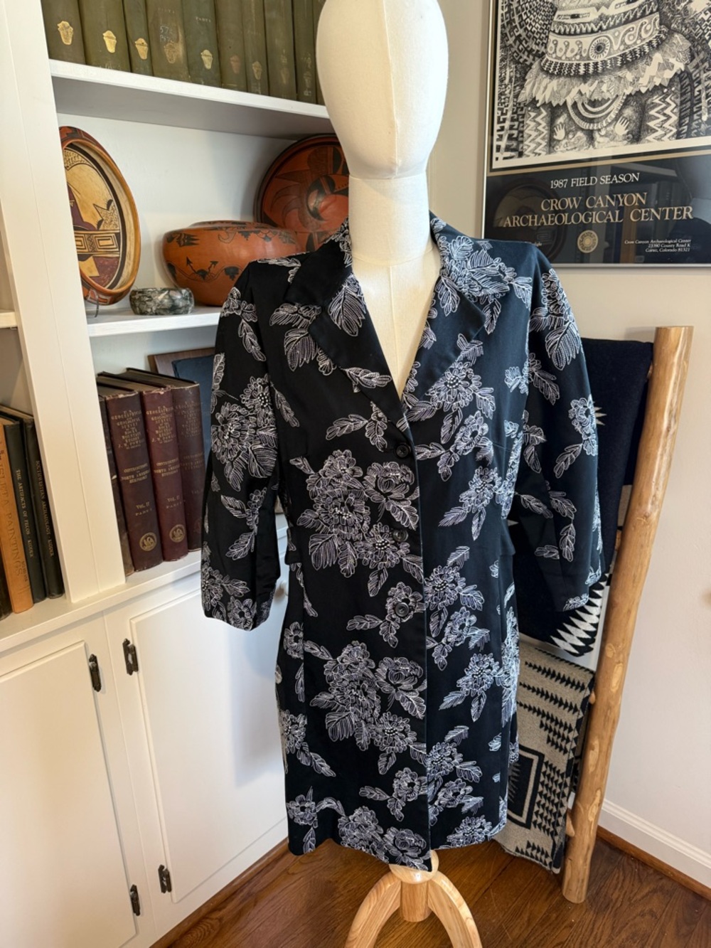 Vintage EUC Nine West Stitched Tapestry Long Jacket/short dress